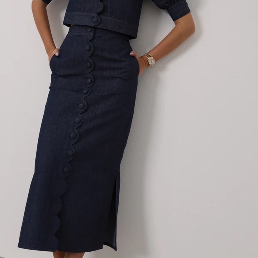 Relist - Vita Grace Estella scalloped edge skirt